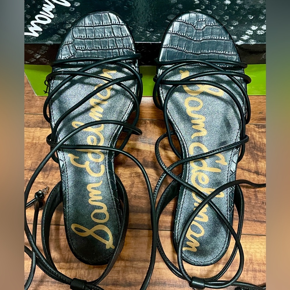 Sam Edelman Black Strappy Sandals 🐊